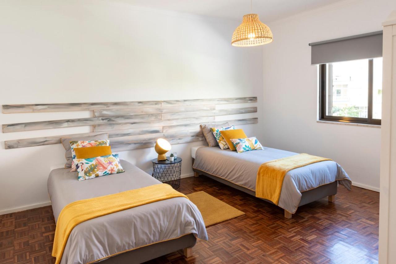 Vita Portucale ! Nook Beach Apartments Costa da Caparica Extérieur photo